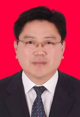 马钢调整8名领导职务