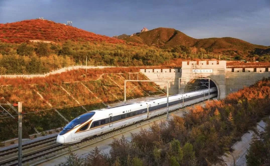 京张高铁开通一周年!它是中国铁路发展史上的一座里程