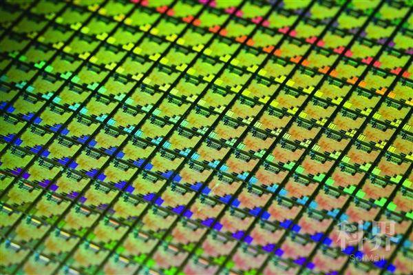 重振全球最大芯片制造 Intel宣布1000亿美元投资计划