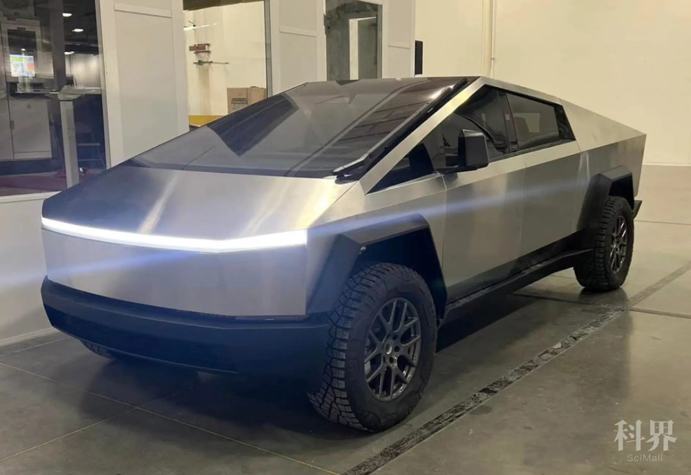 网上流传的Cybertruck量产版实车图