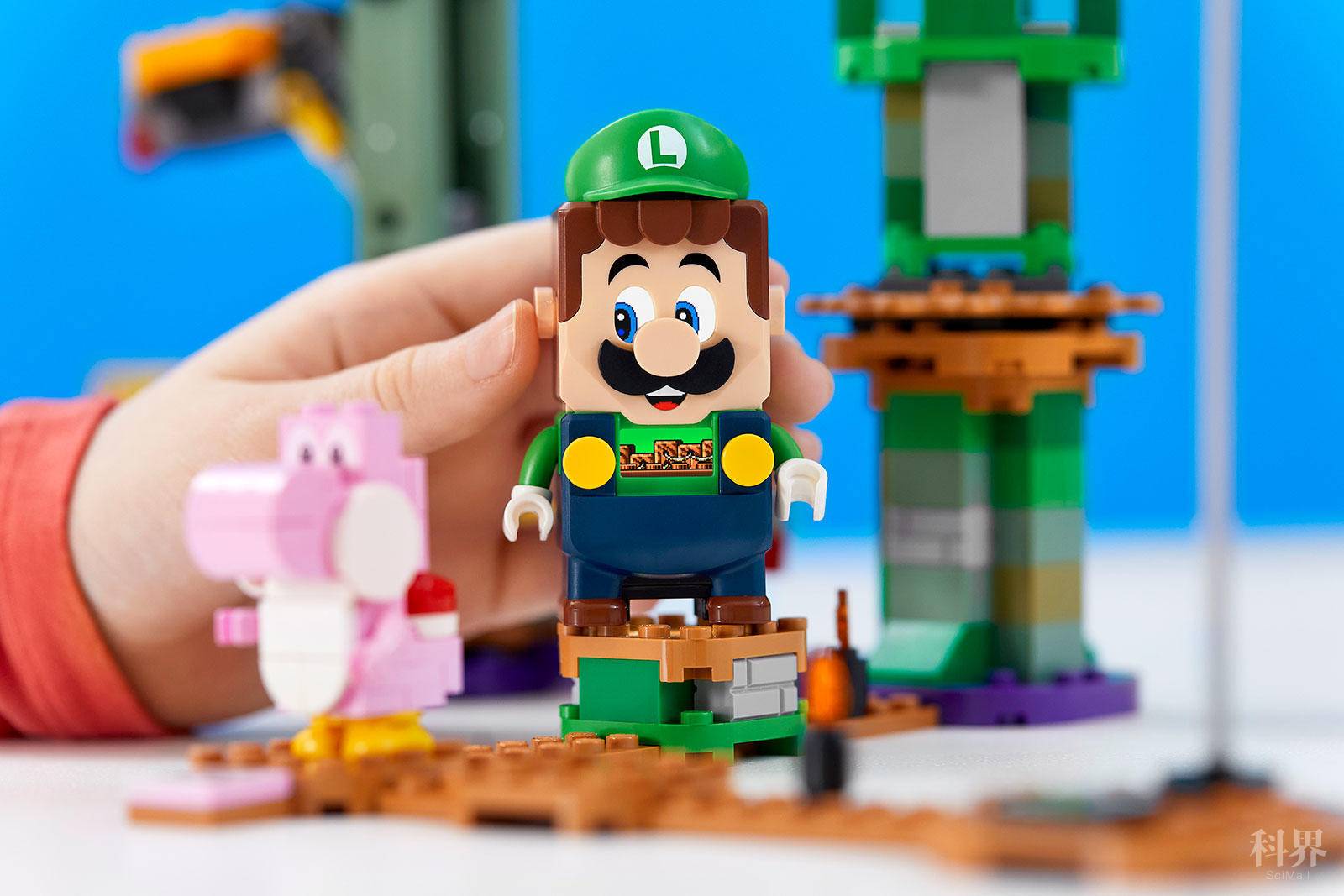 Lego Luigi