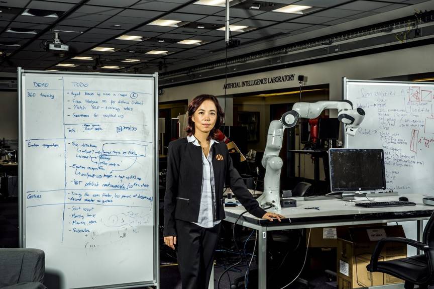 "不可能"的数据库李飞飞在成都长大,这是中国南方的一座工业化城市.