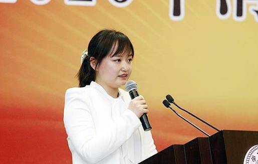 90后科学家万蕊雪:女性在科研工作中优势很大