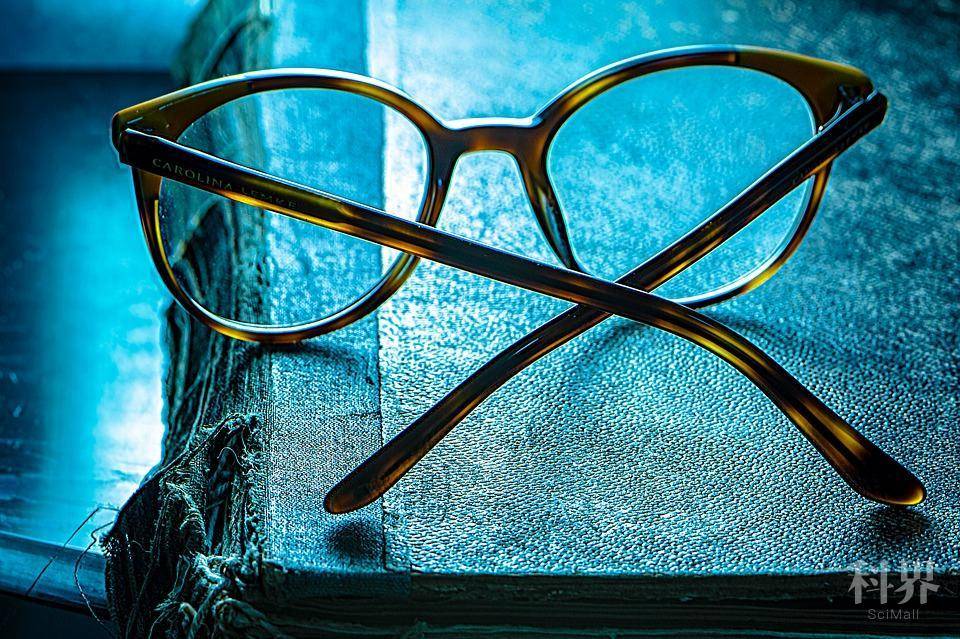 眼镜, 书天, 错觉, 眼的视觉, 显示, 直, 生命的意义, 眼镜和眼镜店, 助读器, 框架和光学的