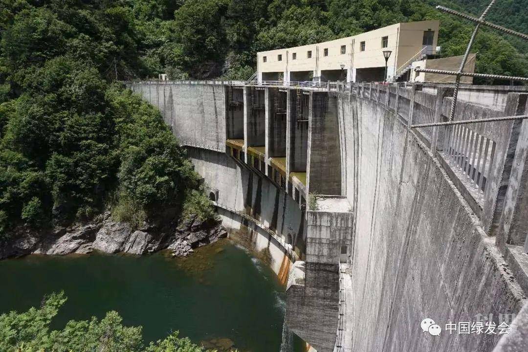图片来源/网络)观音峡水电站建设于2006年,2009年蓄水发电.