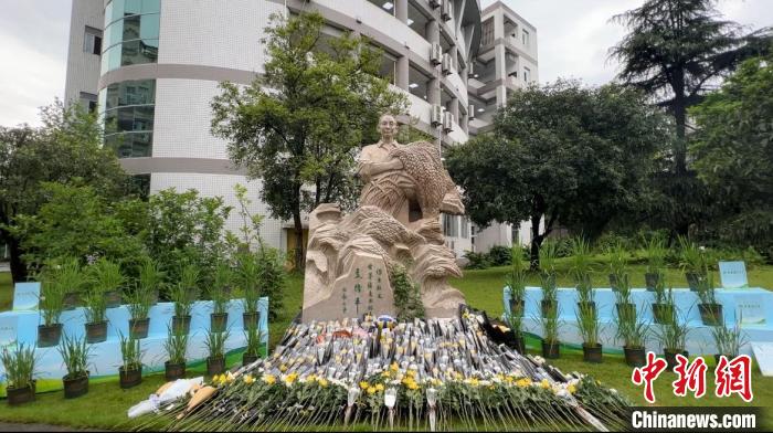 西南大学开展校友袁隆平逝世一周年纪念系列活动