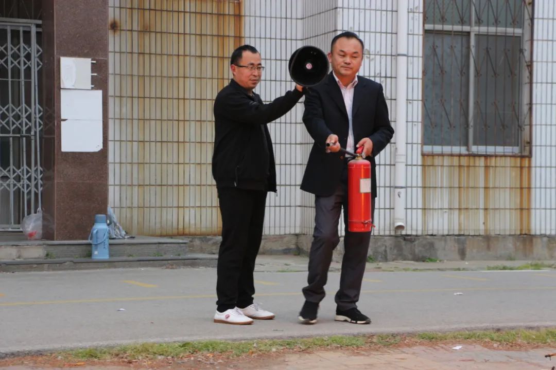 汶上县圣泽中学开展防灾减灾演练 学术资讯 - 科技工作者之家