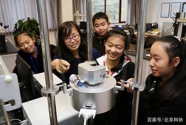 北京最美科技工作者 | 杜春燕：她的科技课“套餐”让学生直呼真香