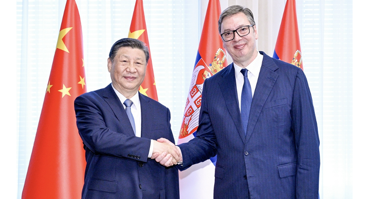 习近平同塞尔维亚总统武契奇举行会谈