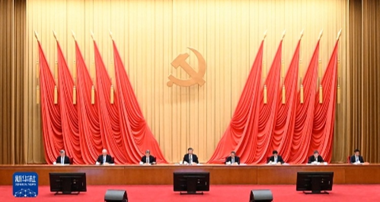 习近平发表重要讲话强调 扎实抓好主题教育 为奋进新征程凝心聚力