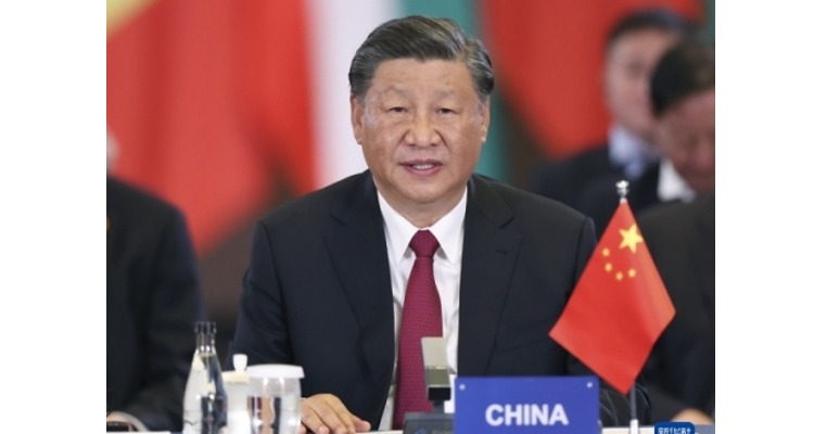 习近平和南非总统拉马福萨共同主持中非领导人对话会