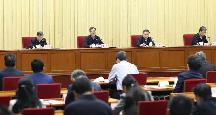 习近平对学校思政课建设作出重要指示