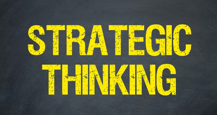 善于从战略上看问题想问题