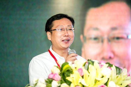 中国科学院深圳先进技术院纪委书记冯伟致辞