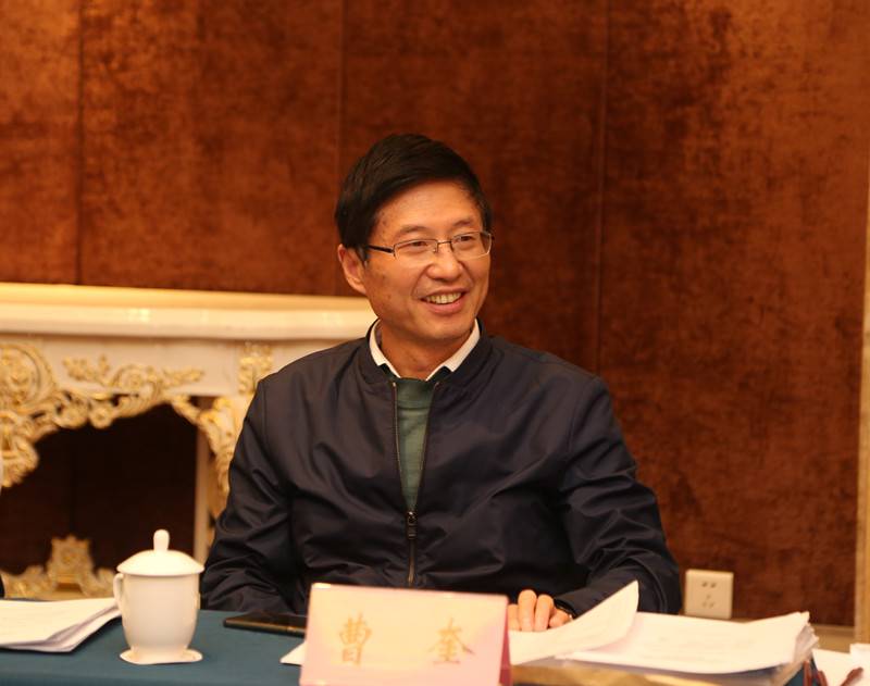 教授甘勇,中国电子科技集团公司第二十七研究所副所长,研究员张东晓