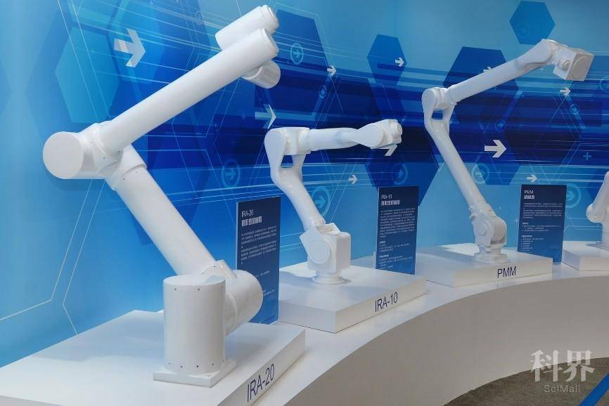 FnPiVFVJ-gSenxPi-zkbS5zJbn3B