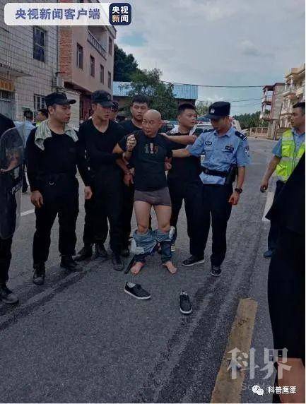日,乐安警方发布悬赏通告,该县山砀镇山砀村当天发生一起重大刑事案件