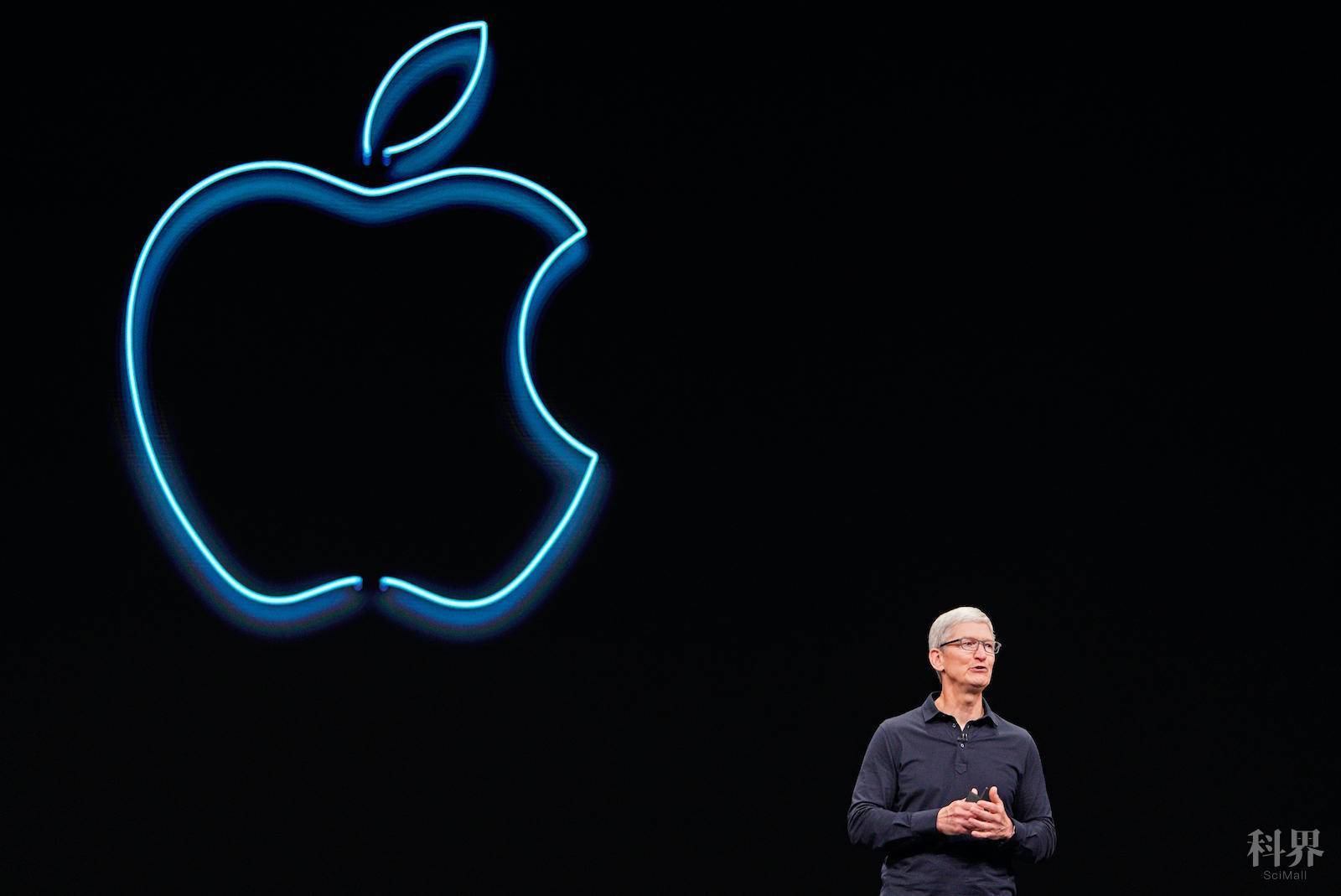 Apple CEO Tim Cook speaks during Apple's annual Worldwide Developers Conference in San Jose, California, U.S. June 3, 2019. REUTERS/Mason Trinca