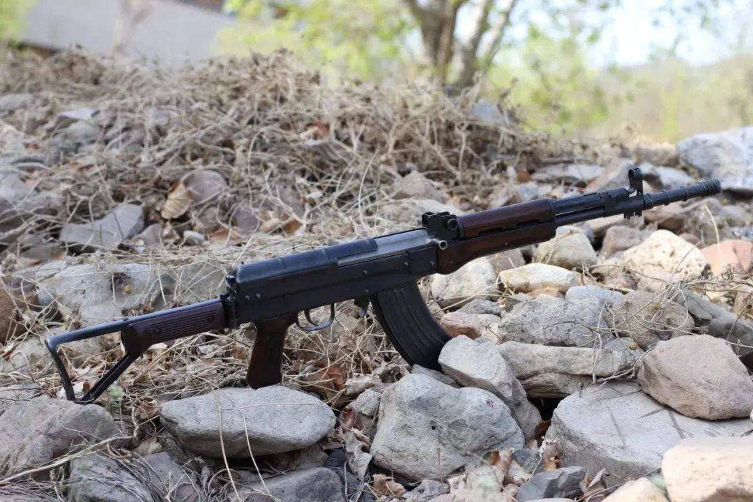 81-1式自动步枪,现馆藏于中国兵器208所轻武器博物馆