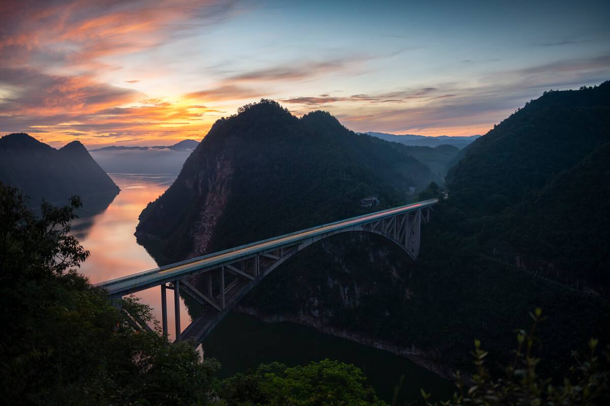 贵州江界河大桥的简介图片